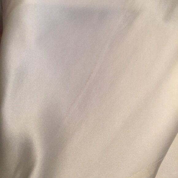 AMY MICHELSON IVORY WHITE SILK OR SATIN WEDDING DRESS SIZE US 6 - Picture 12 of 13